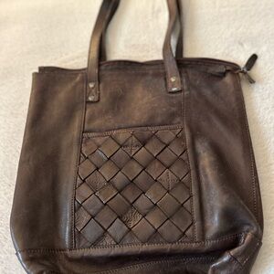 Vilenca HOLLAND dark brown leather shoulder bag.